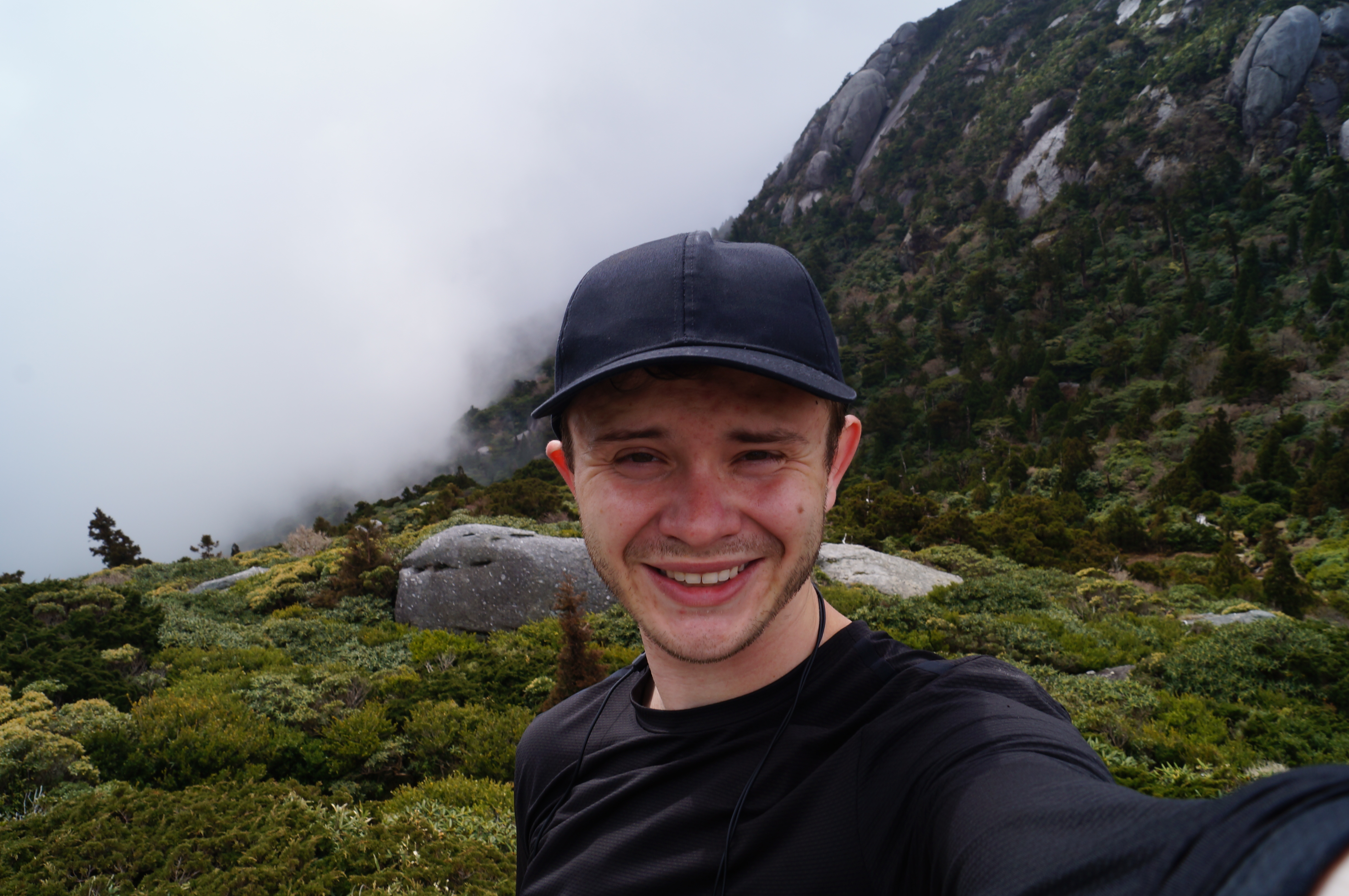 Benjamin Milkic — Veya Yoga